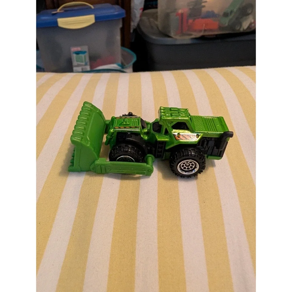 2015 Matchbox GROUND GRABBER Black & Green 45/120 LITTLE BEND Construction